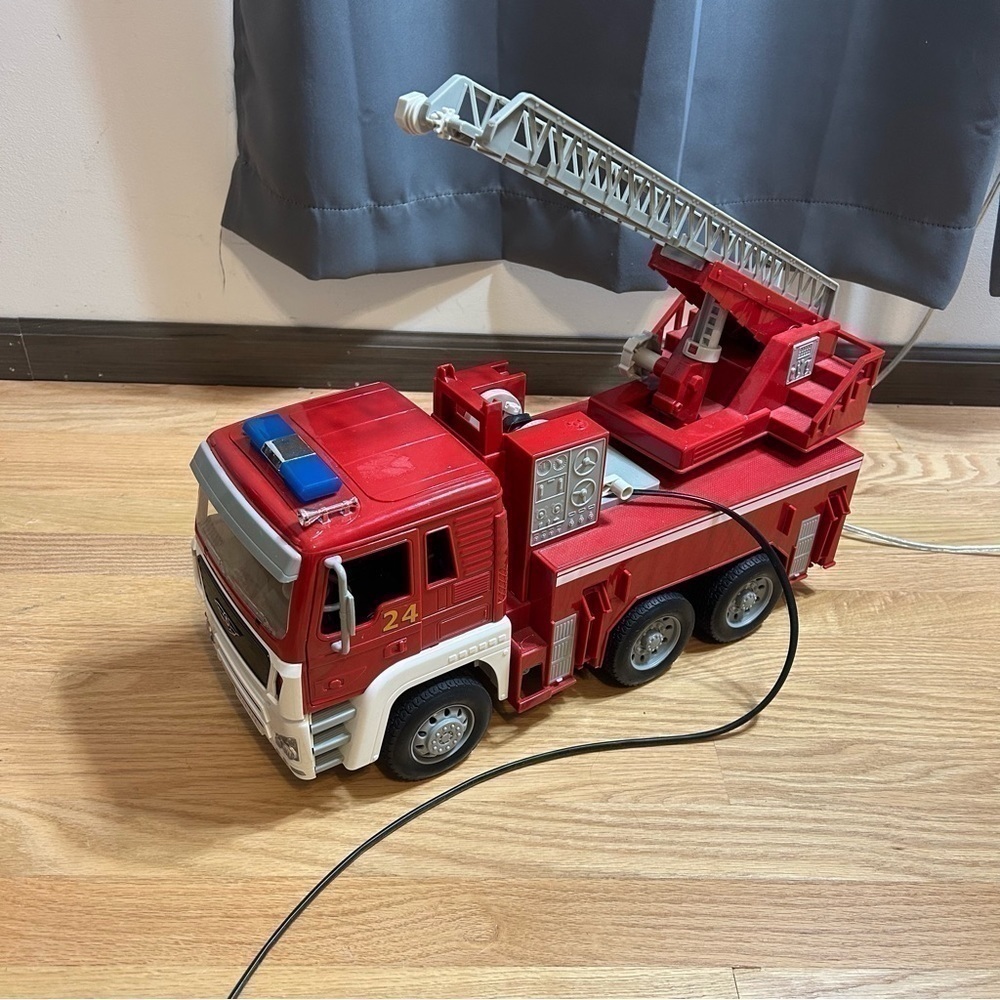 Driven by Battat Bright Red & White Fire Truck Toy Vehicle Lights 24 Ladder